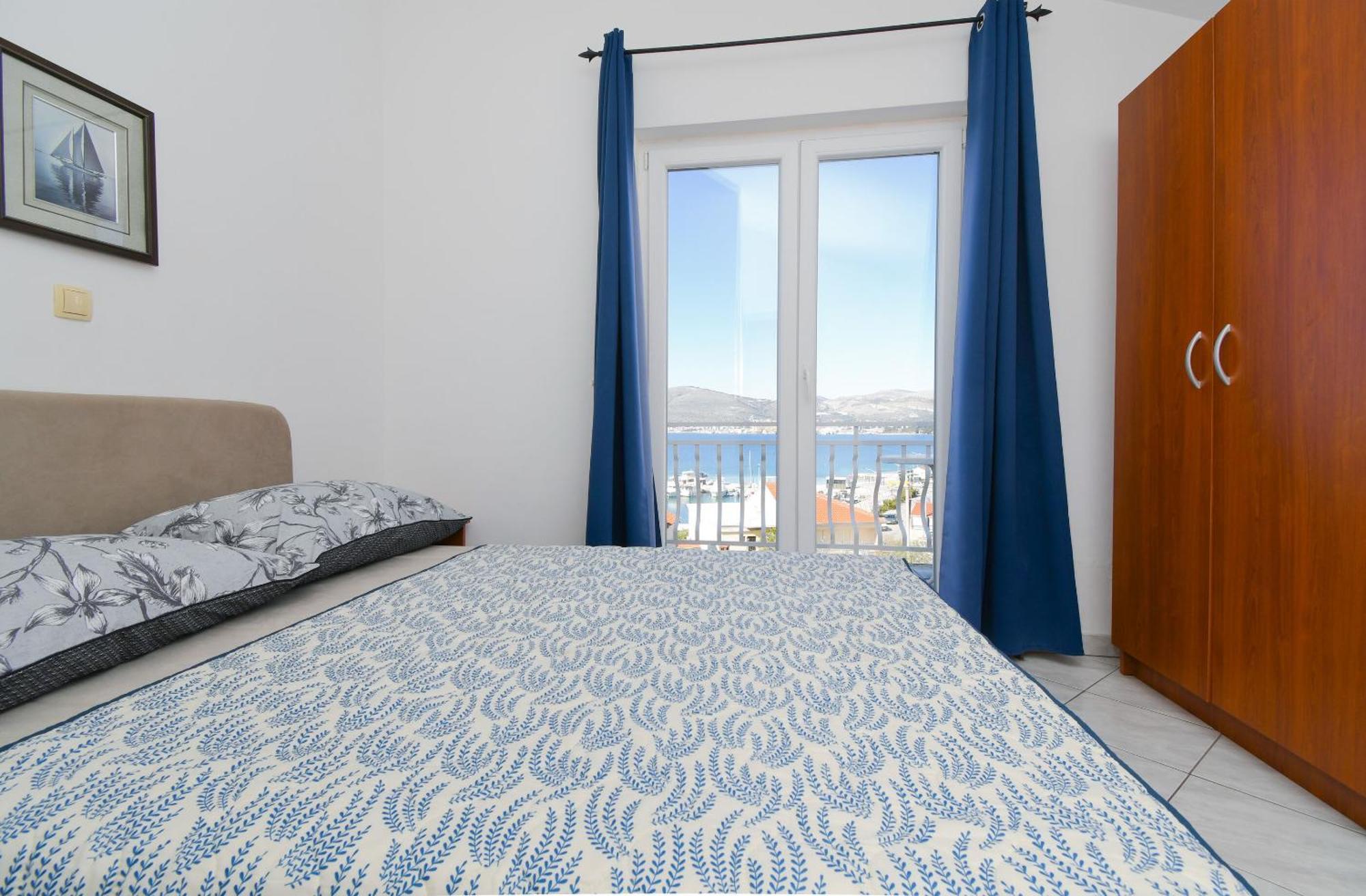 Apartments Biserka - 50 M From Beach Traù Esterno foto